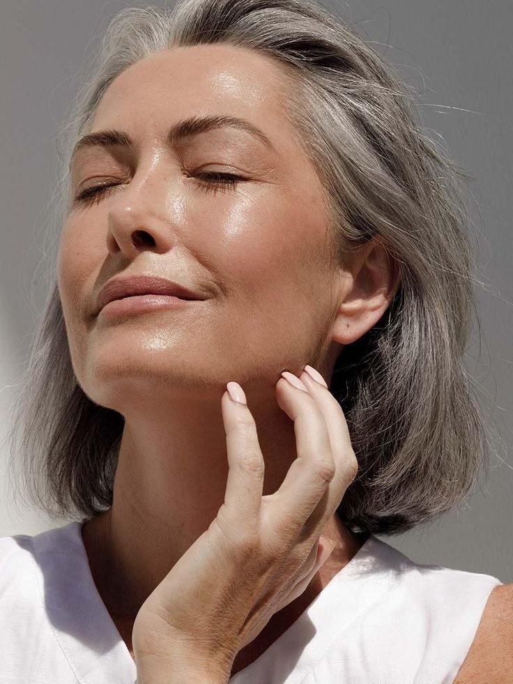 Pómulos y armonía facial natural